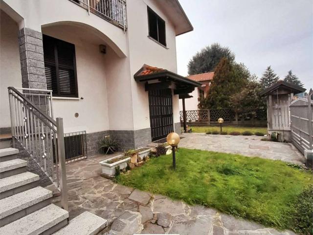 Villa in vendita a Olgiate Olona VA