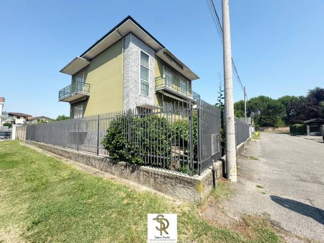 Villa in vendita a Olgiate Olona VA