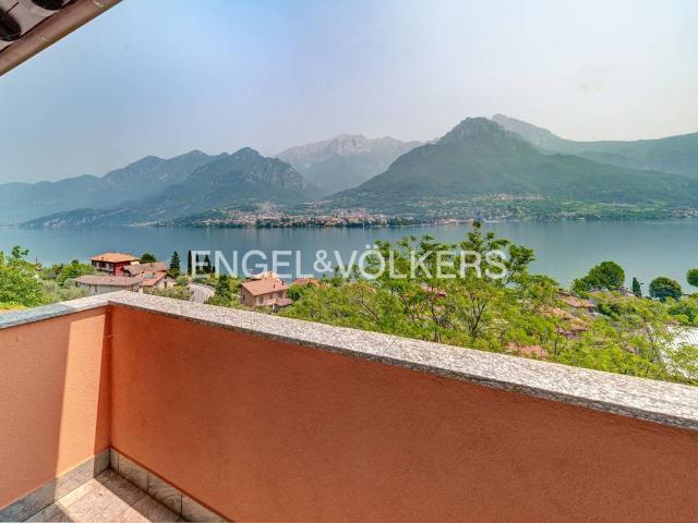 Villa in vendita a Oliveto Lario LC