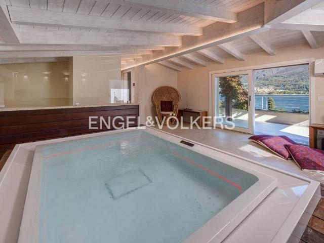 Villa in vendita a Oliveto Lario LC