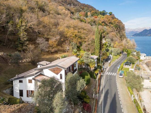 Villa in vendita a Oliveto Lario LC