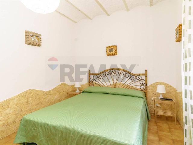 Villa in vendita a Oliveri