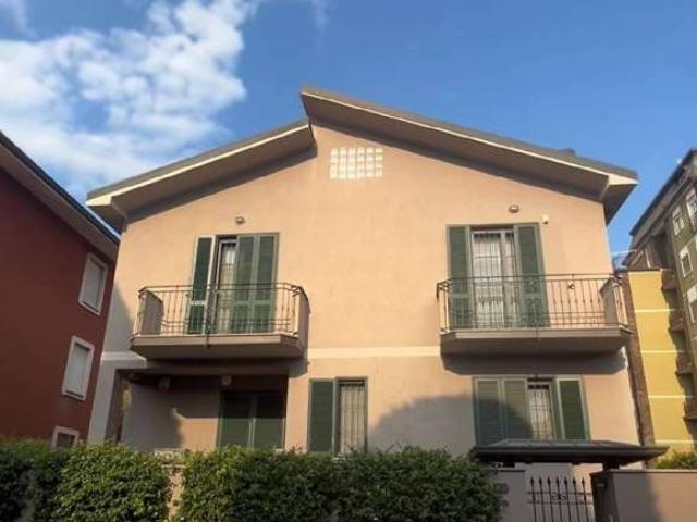 Villa in vendita a Opera MI
