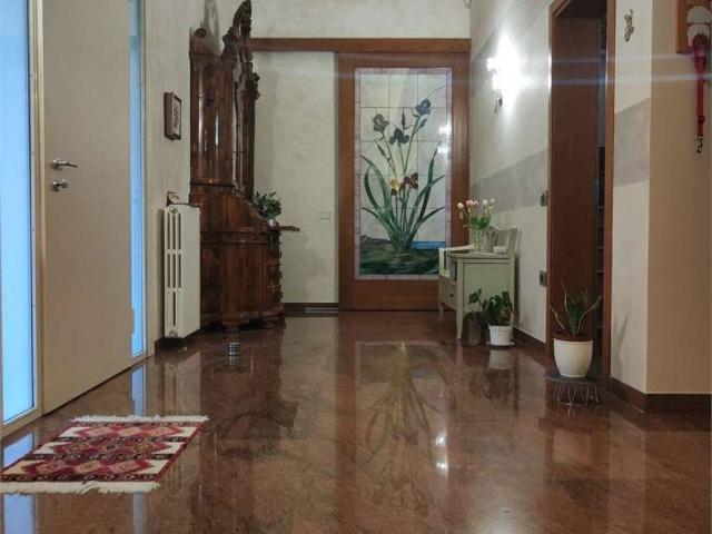 Villa in vendita a Oppeano VR