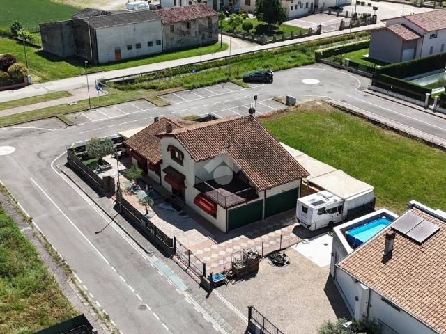 Villa in vendita a Oppeano VR