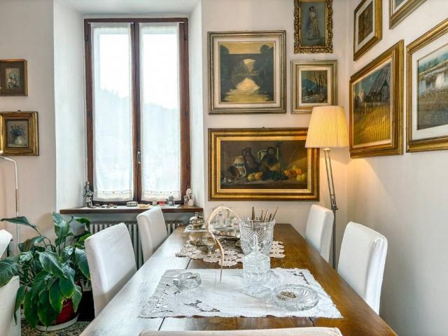 Villa in vendita a Orta San Giulio NO