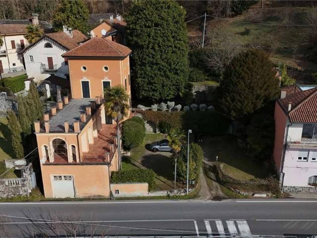Villa in vendita a Orta San Giulio NO