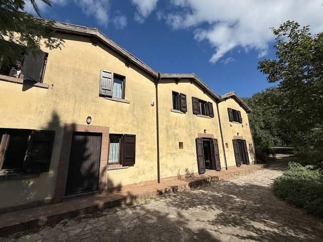 Villa in vendita a Orte VT