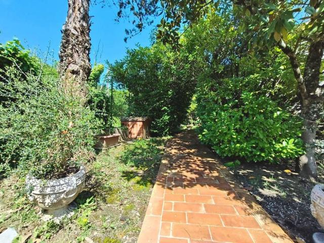 Villa in vendita a Orte VT