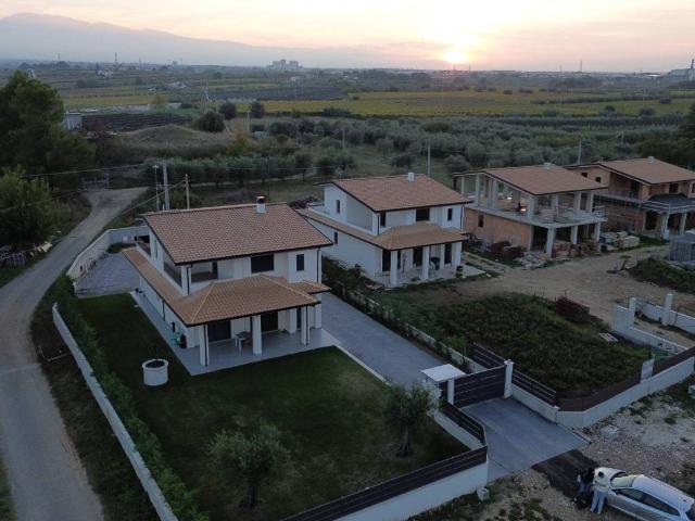 Villa in vendita a Ortona CH
