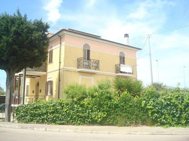 Villa in vendita a Ortona CH