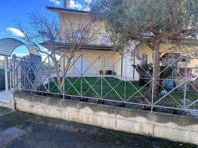 Villa in vendita a Ortona CH