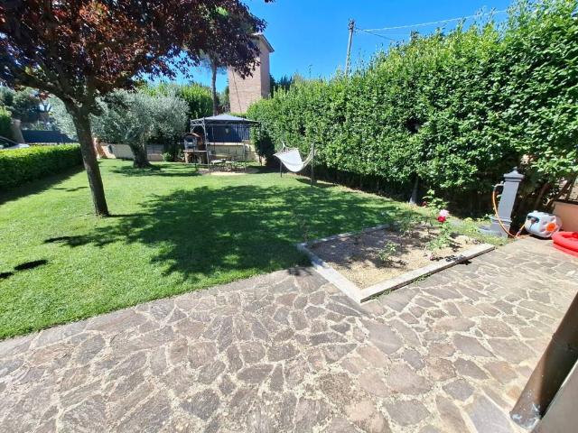 Villa in vendita a Orvieto TR