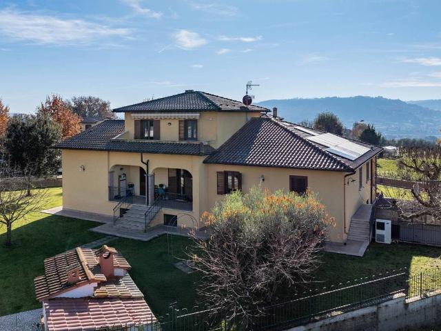 Villa in vendita a Orvieto TR