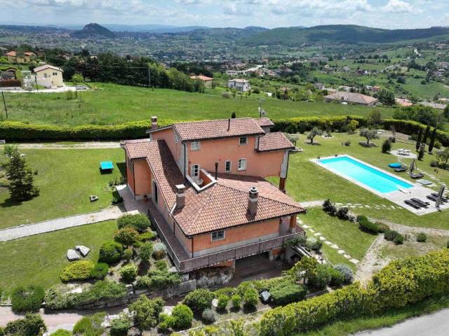 Villa in vendita a Oratino CB