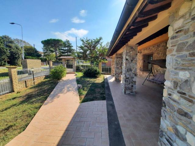 Villa in vendita a Orciano Pisano PI