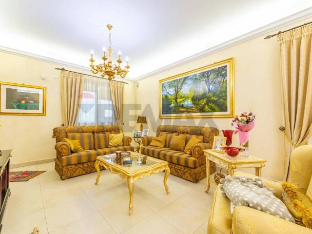 Villa in vendita a Oricola AQ
