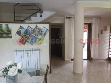 Villa in vendita a Oricola AQ