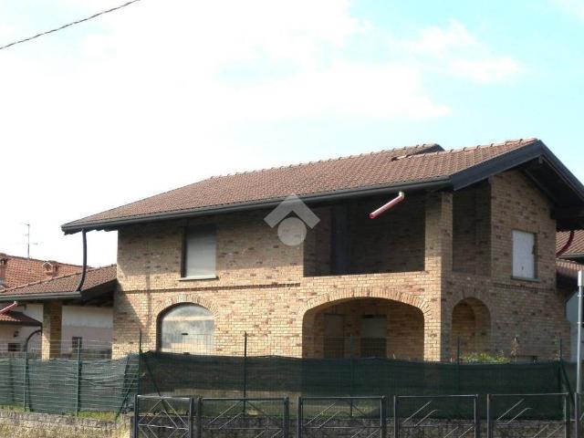 Villa in vendita a Origgio VA