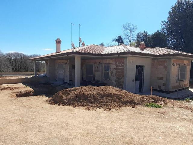 Villa in vendita a Oriolo Romano VT