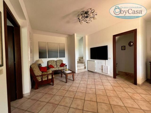 Villa in vendita a Oriolo Romano VT