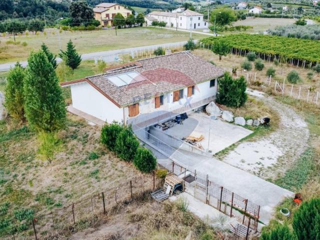 Villa in vendita a Orsogna