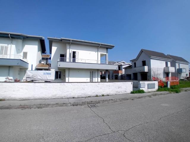 Villa in vendita a Ostellato FE