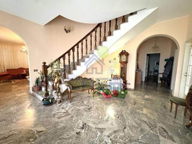 Villa in vendita a Ostiano CR