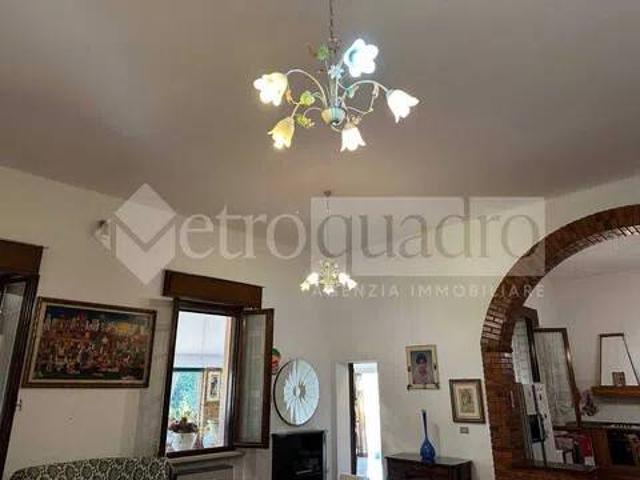 Villa in vendita a Ostiglia MN