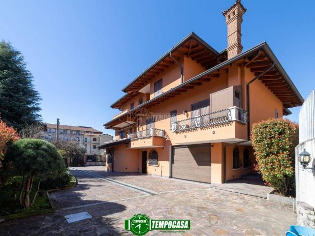 Villa in vendita a Osio Sotto BG