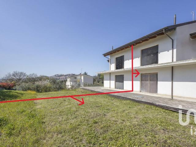 Villa in vendita a Osimo