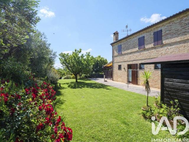 Villa in vendita a Osimo AN