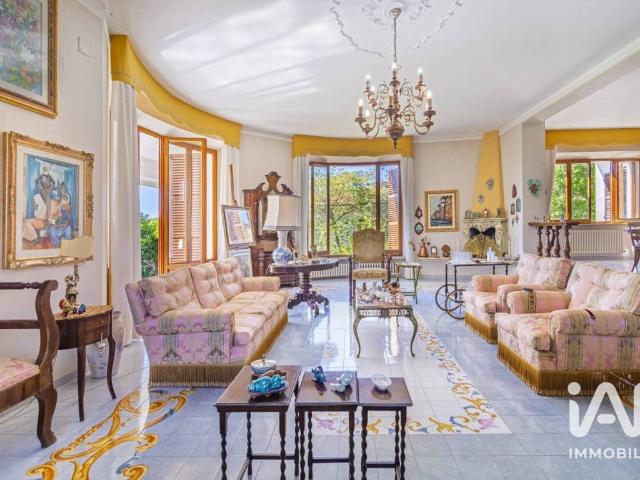 Villa in vendita a Osimo AN