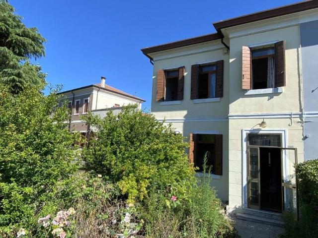 Villa in vendita a Ospedaletto Euganeo PD