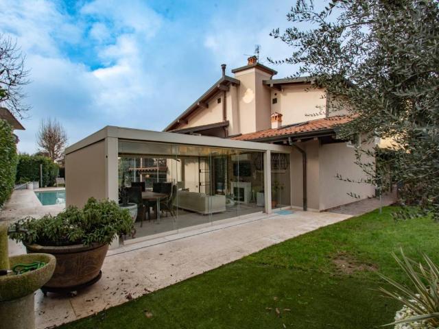 Villa in vendita a Ospitaletto BS
