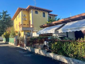 Villa in vendita a Ospitaletto BS