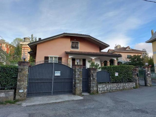 Villa in vendita a Ovada AL