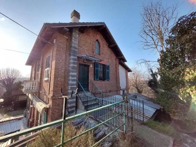 Villa in vendita a Ovada AL