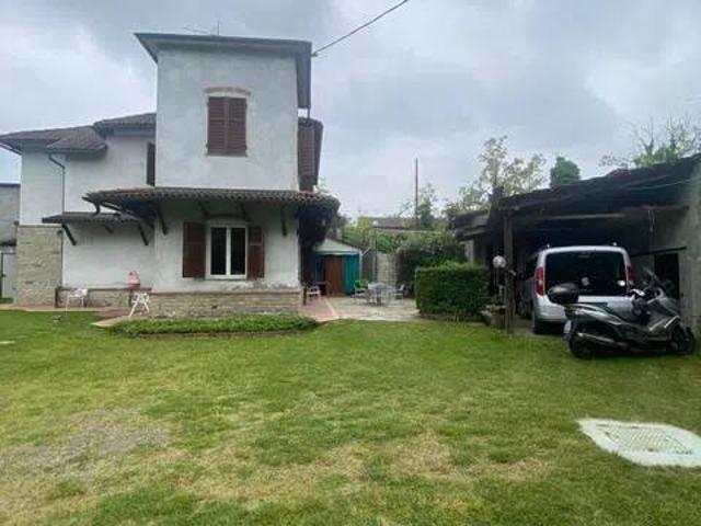 Villa in vendita a Ovada AL