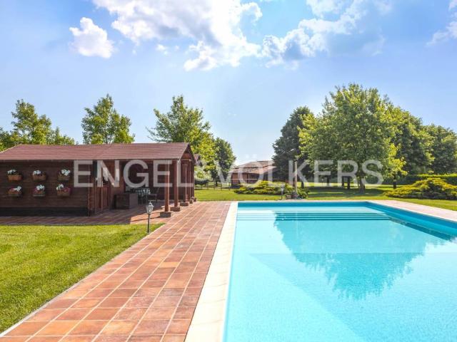 Villa in vendita a Oviglio AL