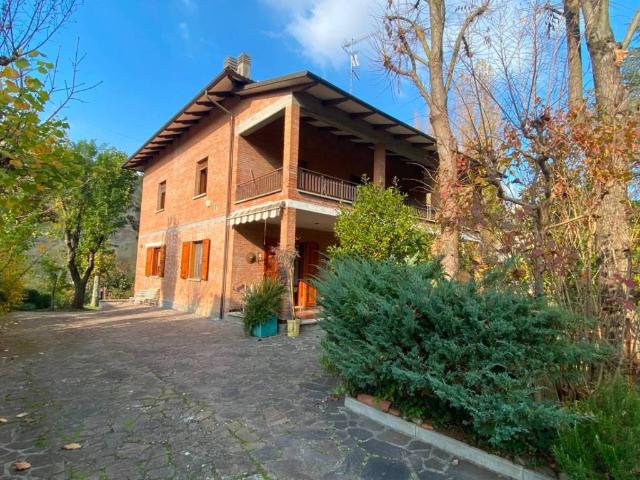 Villa in vendita a Ozzano dell'Emilia BO
