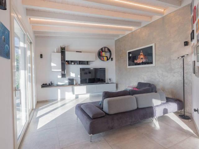 Villa in vendita a Ozzano dell'Emilia BO