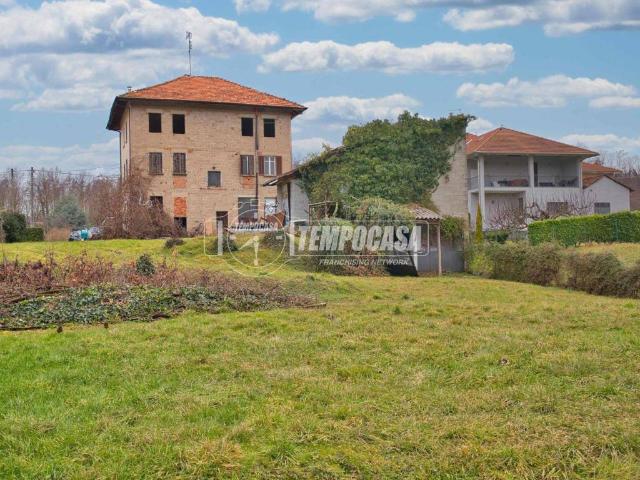 Villa in vendita a Lozzolo VC