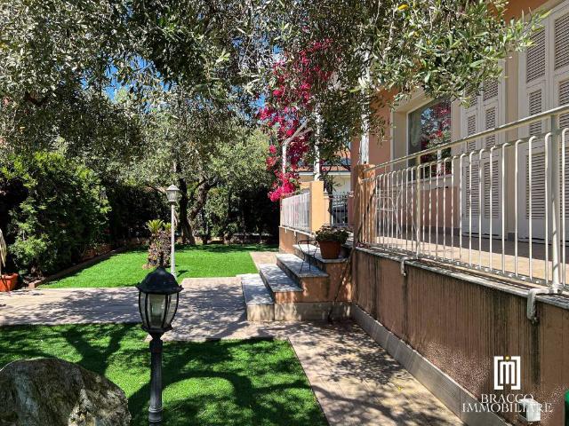 Villa in vendita a Loano SV