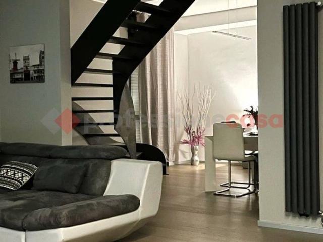Villa in vendita a Locate di Triulzi MI