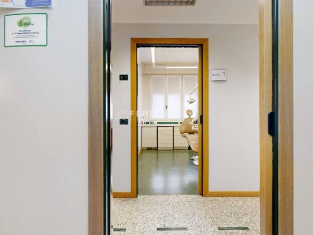 Villa in vendita a Locate di Triulzi MI