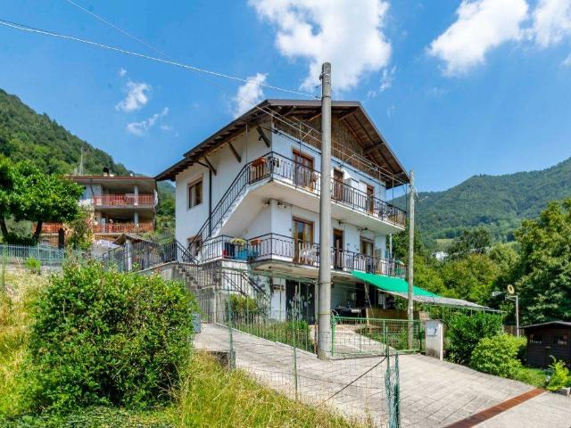 Villa in vendita a Locatello BG