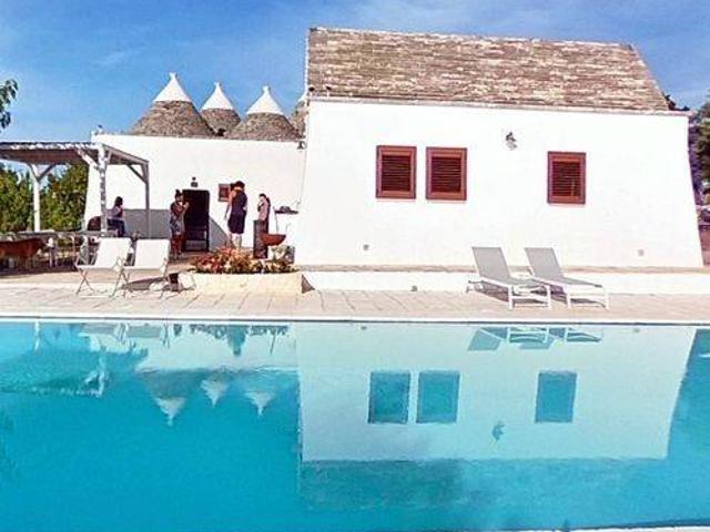 Villa in vendita a Locorotondo BA
