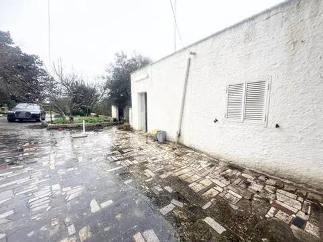 Villa in vendita a Locorotondo BA