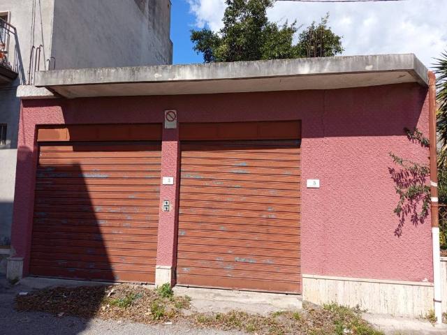 Villa in vendita a Locri RC